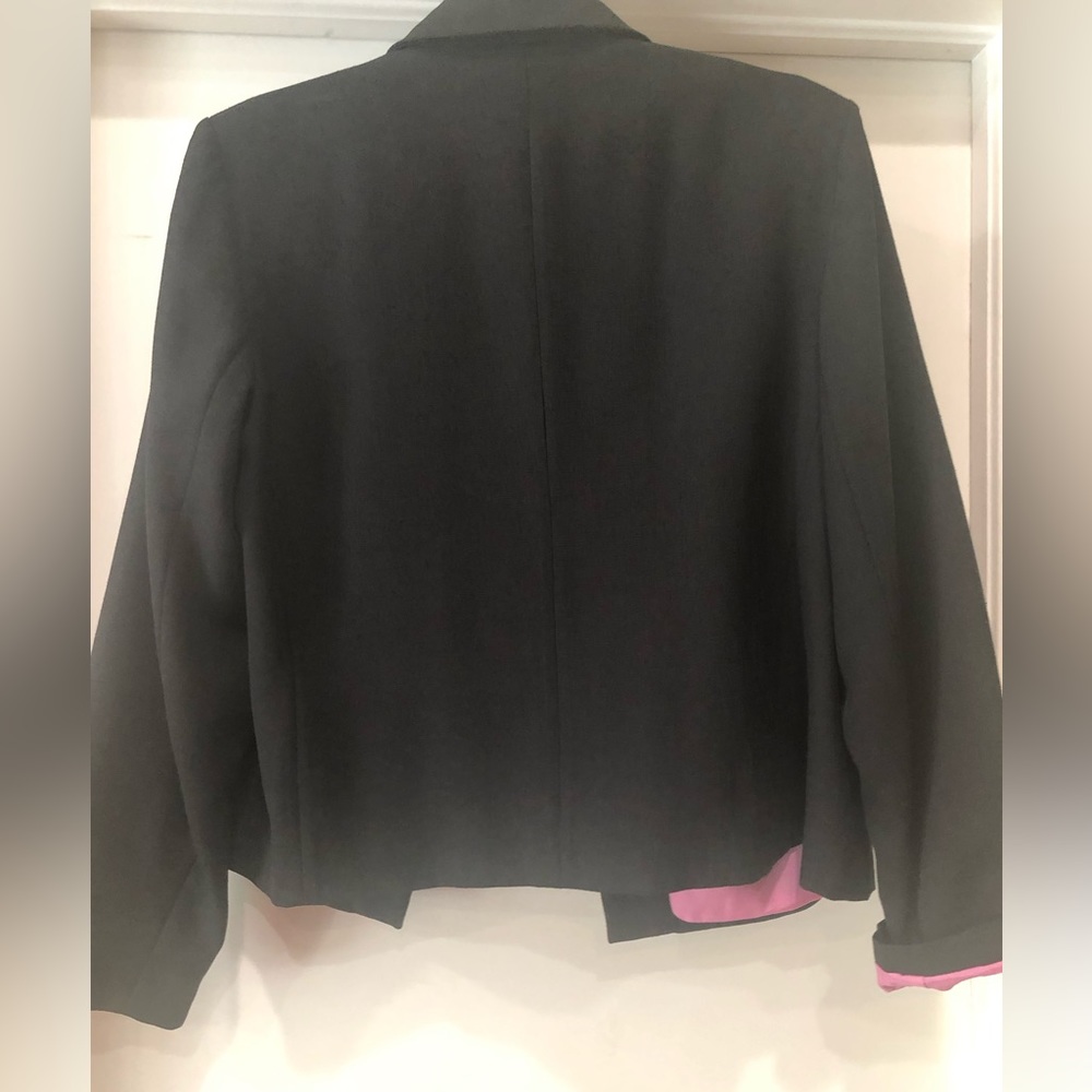 Patchington Black Jacket - image 2